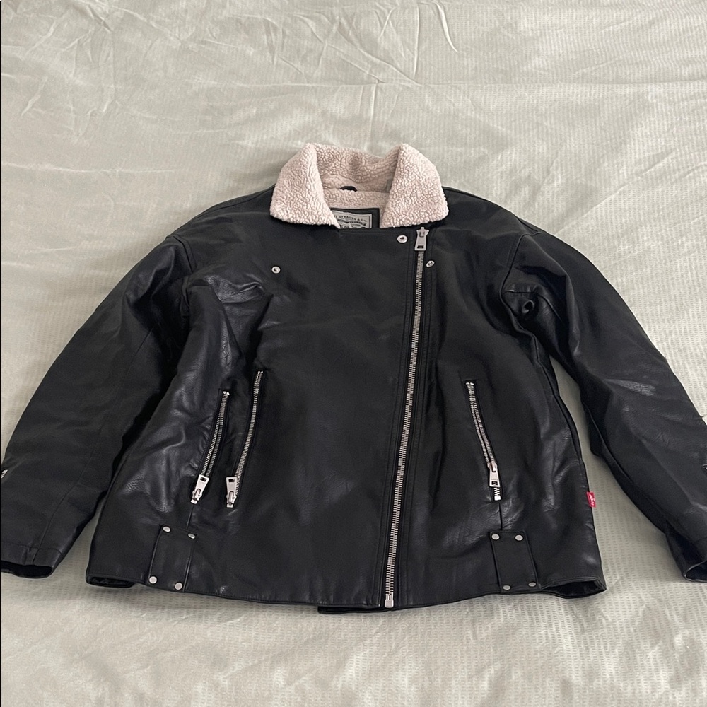 Levi's Black Jacket with Cream Shearling Collar